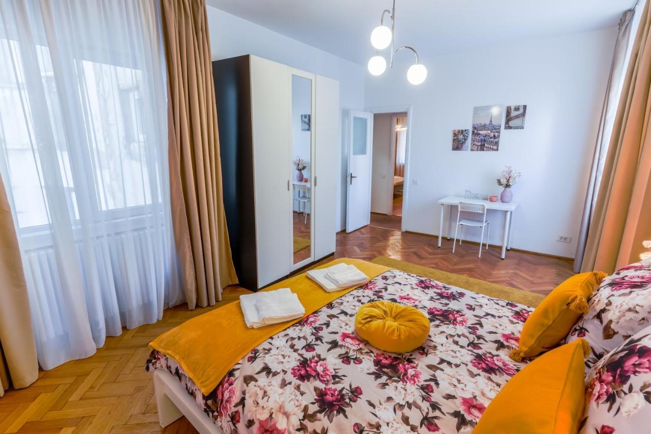 Ultracentral Golden Gatehouse 3 Bdrm 부쿠레슈티 외부 사진