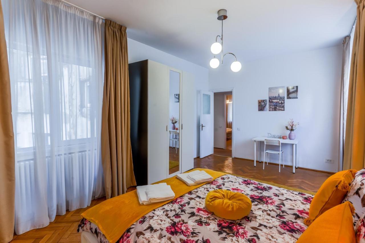 Ultracentral Golden Gatehouse 3 Bdrm 부쿠레슈티 외부 사진