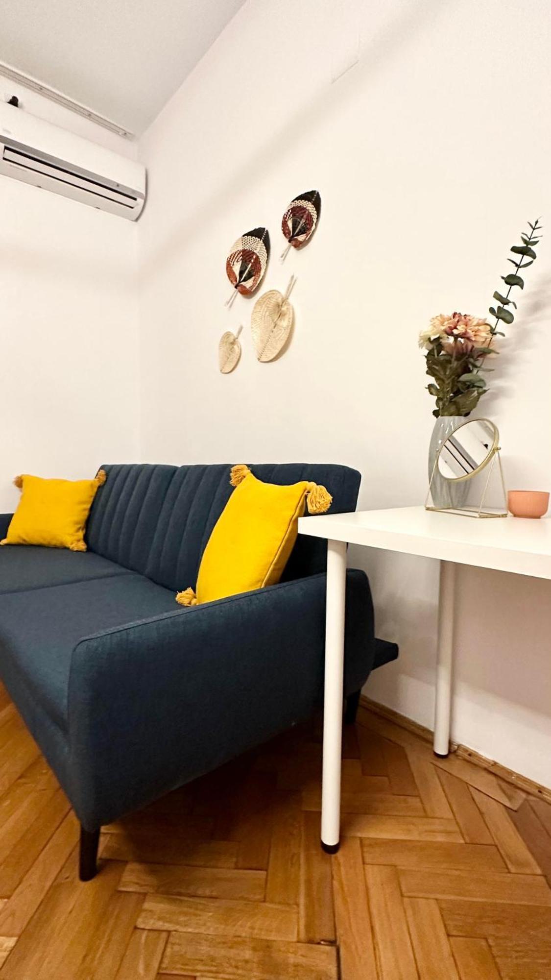 Ultracentral Golden Gatehouse 3 Bdrm 부쿠레슈티 외부 사진