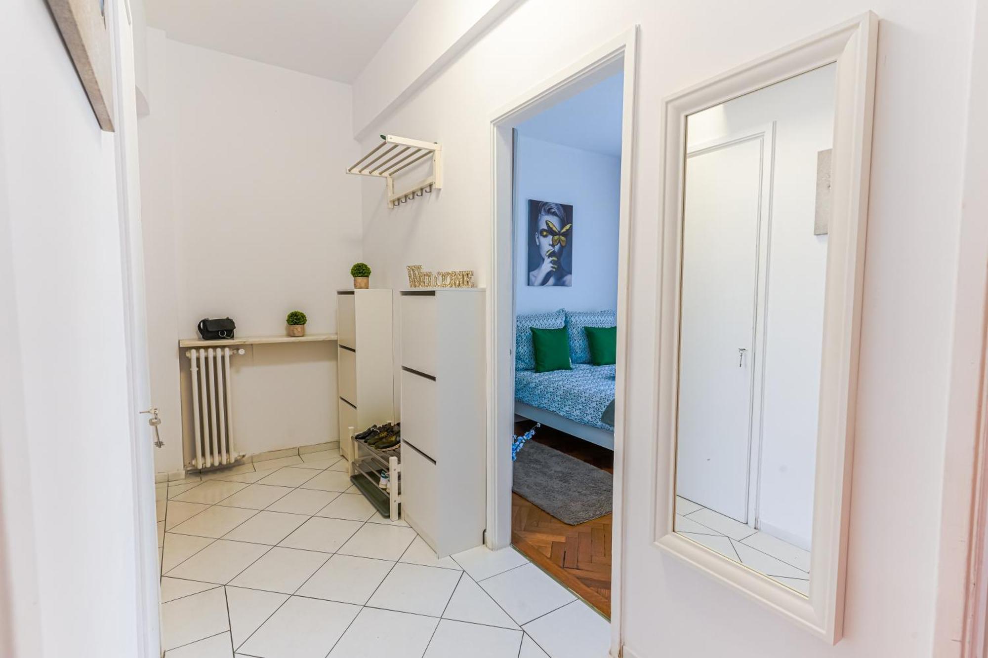 Ultracentral Golden Gatehouse 3 Bdrm 부쿠레슈티 외부 사진